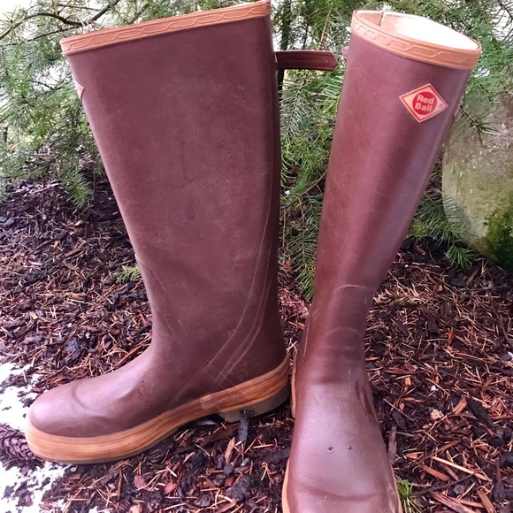 red ball insulated boots